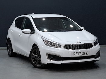 Used Kia Ceed 2017 for sale - 78933115: Photo