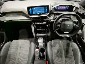 Used Peugeot 2008 2023 for sale - 78902681: Photo