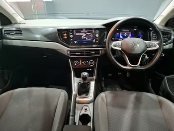Used Volkswagen Polo 2023 for sale - 75883151: Photo