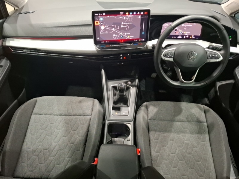 Used Volkswagen Golf 2024 for sale - 77682532: Photo 2