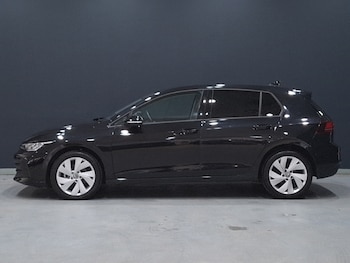 Used Volkswagen Golf 2024 for sale - 77682532: Photo