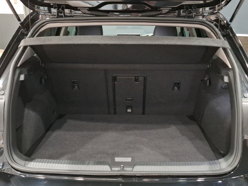 Used Volkswagen Golf 2024 for sale - 77682532: Photo 8