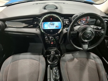 Used MINI Hatch 2022 for sale - 78740564: Photo