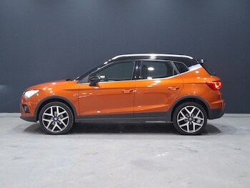 Used SEAT Arona 2018 for sale - 77856221: Photo