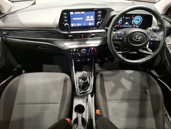 Used Hyundai i20 2023 for sale - 78169688: Photo