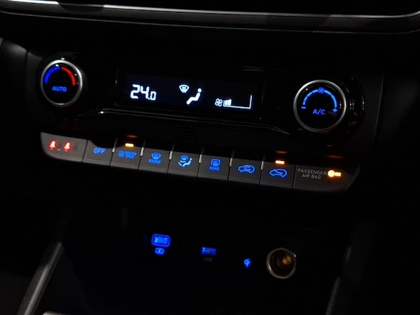 Used Hyundai KONA 2022 for sale - 76130198: Photo 15