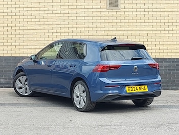 Used Volkswagen Golf 2024 for sale - 76145402: Photo 3