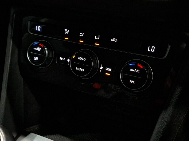 Used Volkswagen Tiguan 2018 for sale - 77980920: Photo 16