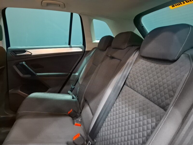 Used Volkswagen Tiguan 2018 for sale - 77980920: Photo 6