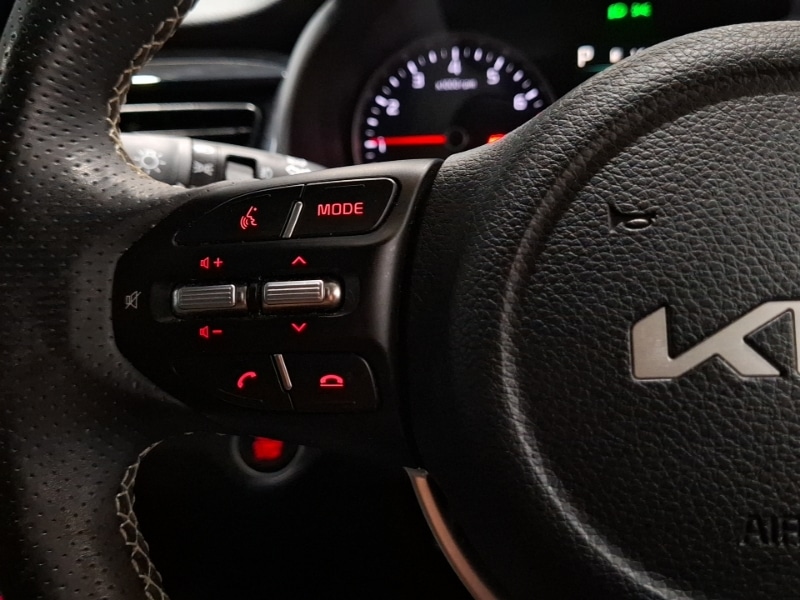 Used Kia Stonic 2023 for sale - 76100277: Photo 18