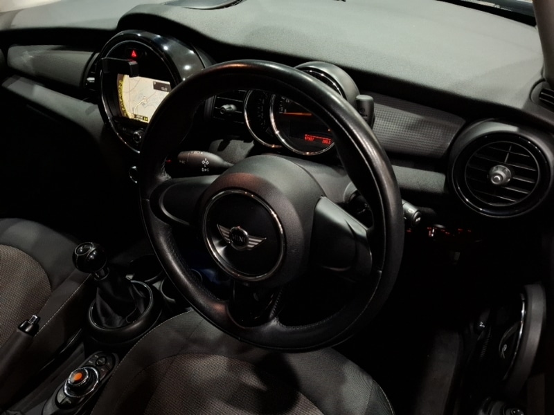 Used MINI Hatch 2015 for sale - 77698559: Photo 17