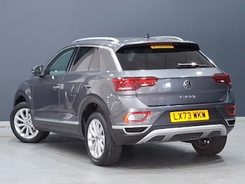 Used Volkswagen T-Roc 2023 for sale - 79139570: Photo