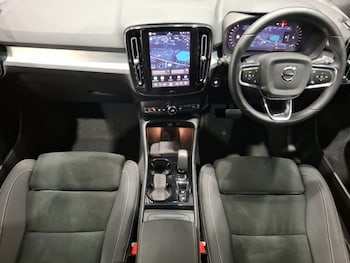 Used Volvo XC40 2025 for sale - 79144303: Photo