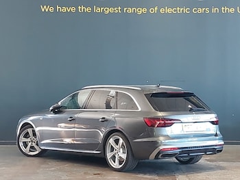 Used Audi A4 2023 for sale - 79078101: Photo