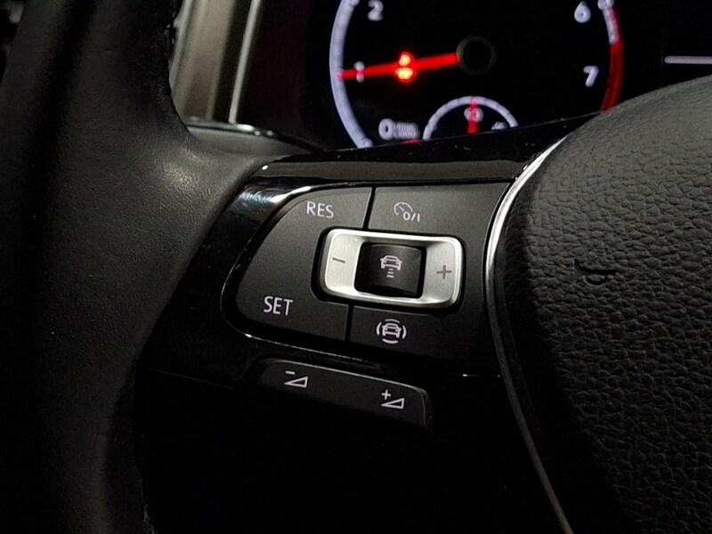 Used Volkswagen T-Roc 2021 for sale - 77419245: Photo 17