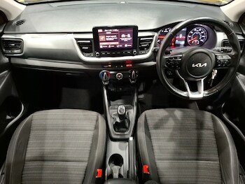 Used Kia Stonic 2023 for sale - 78527302: Photo