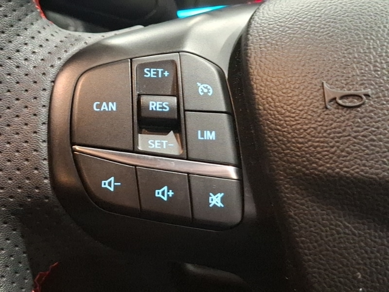 Used Ford Focus 2023 for sale - 77228603: Photo 18