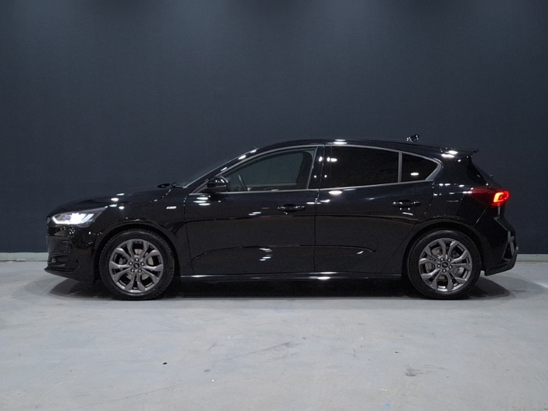 Used Ford Focus 2023 for sale - 77228603: Photo 4