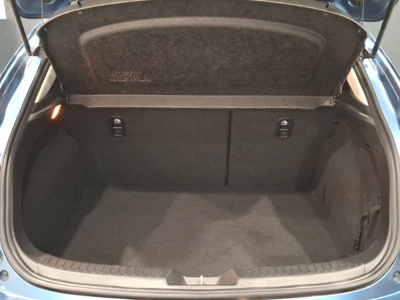 Used Mazda Mazda3 2018 for sale - 78156166: Photo 8