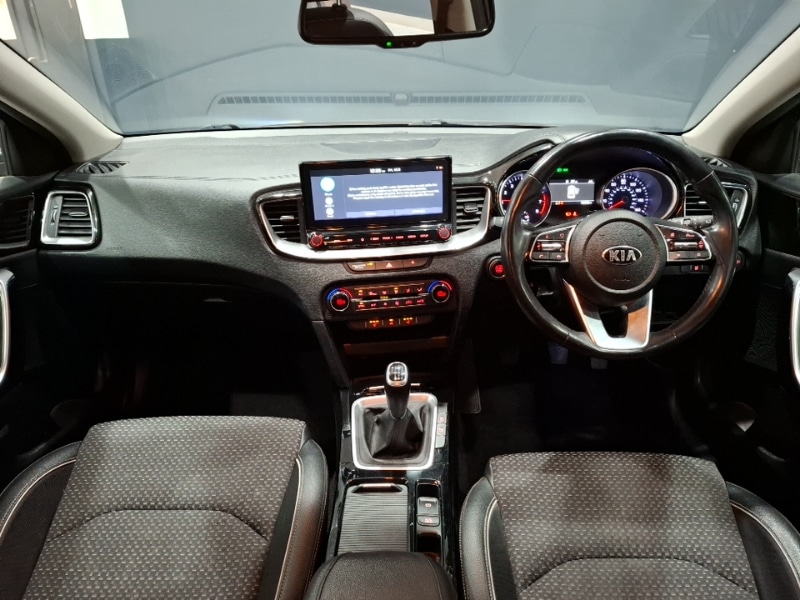 Used Kia XCeed 2021 for sale - 76579568: Photo 2