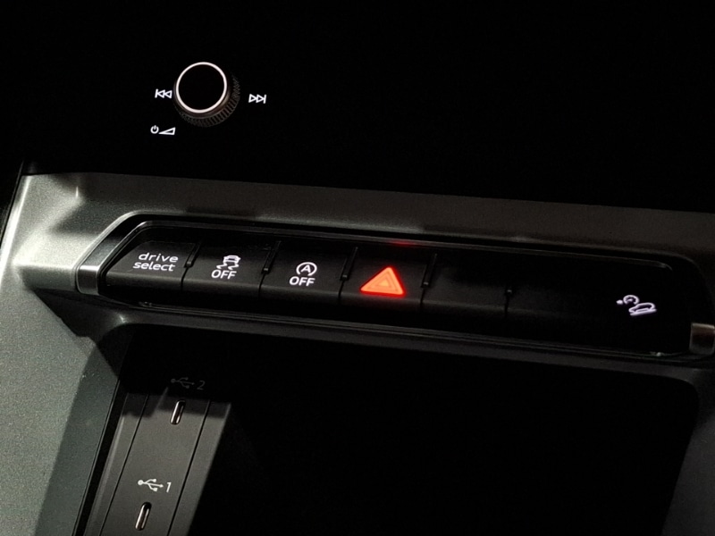 Used Audi Q3 2021 for sale - 76543521: Photo 16