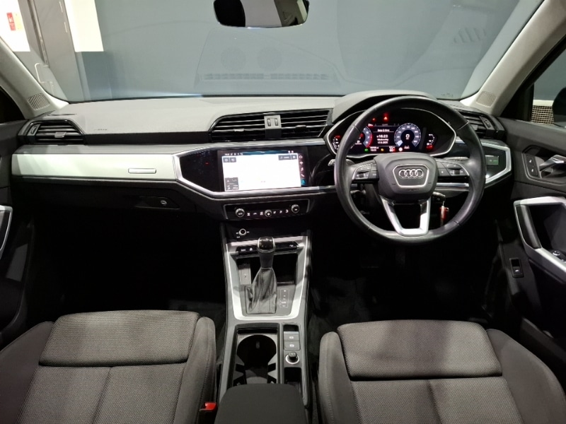 Used Audi Q3 2021 for sale - 76543521: Photo 2