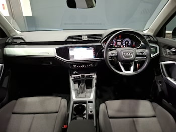 Used Audi Q3 2021 for sale - 76543521: Photo