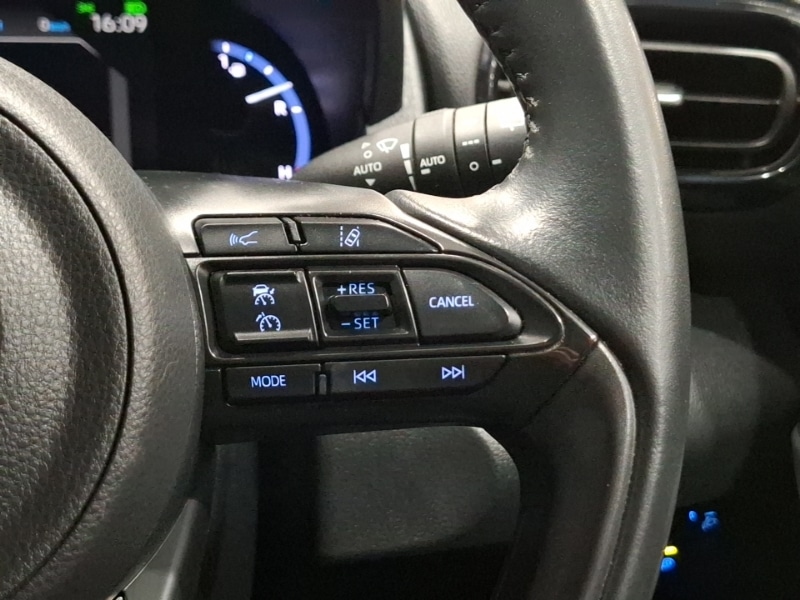 Used Toyota Yaris Cross 2022 for sale - 76134987: Photo 18