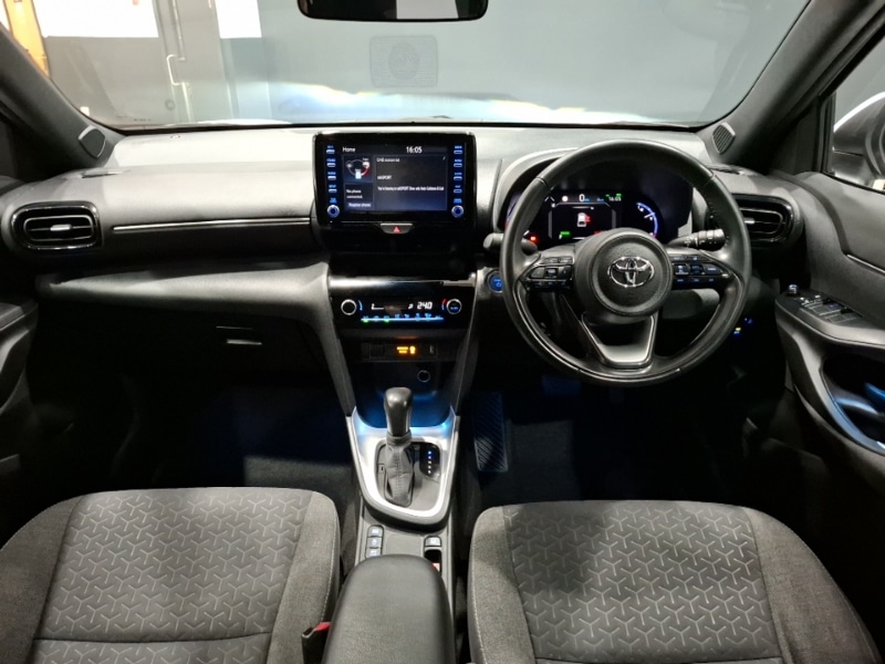 Used Toyota Yaris Cross 2022 for sale - 76134987: Photo 2