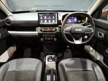 Used Dacia Spring 2025 for sale - 76925318: Photo