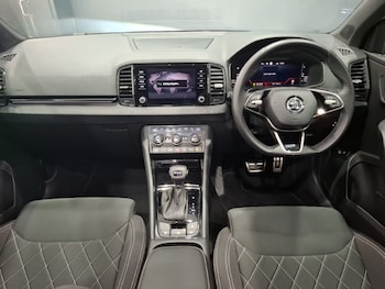 Used Skoda Karoq 2024 for sale - 75921330: Photo
