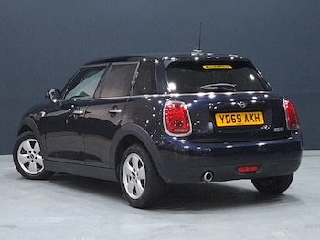 Used MINI Hatch 2020 for sale - 77503090: Photo