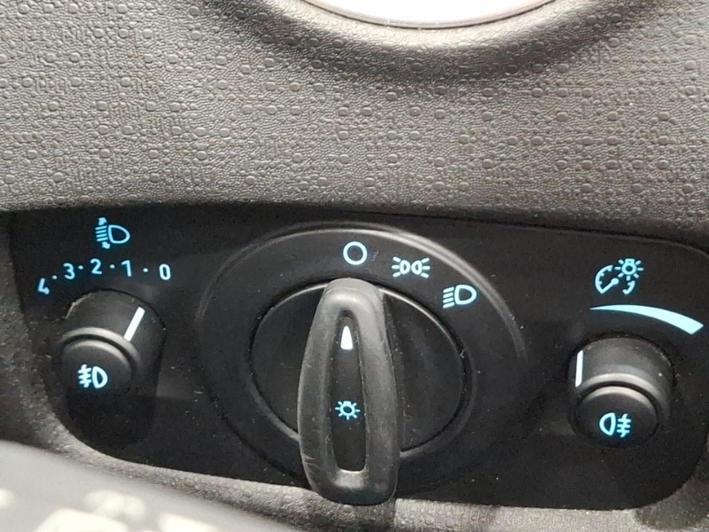 Used Ford Fiesta 2017 for sale - 77352328: Photo 19