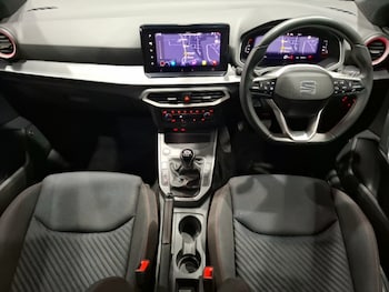 Used SEAT Ibiza 2024 for sale - 78085200: Photo