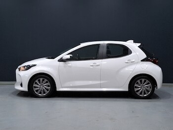 Used Toyota Yaris 2022 for sale - 76548936: Photo