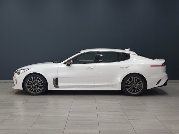Used Kia Stinger 2019 for sale - 76311584: Photo 4