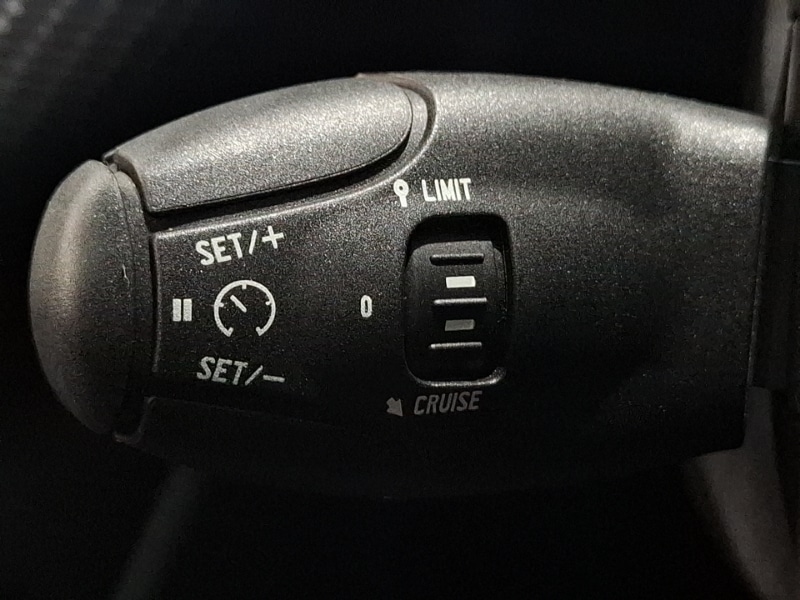 Used Peugeot 208 2018 for sale - 78065809: Photo 12