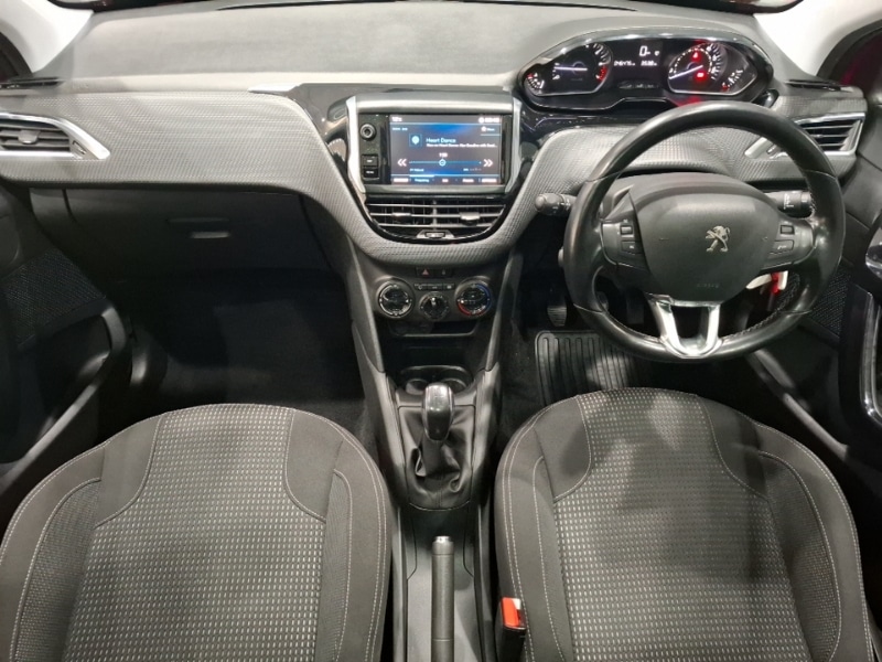 Used Peugeot 208 2018 for sale - 78065809: Photo 2