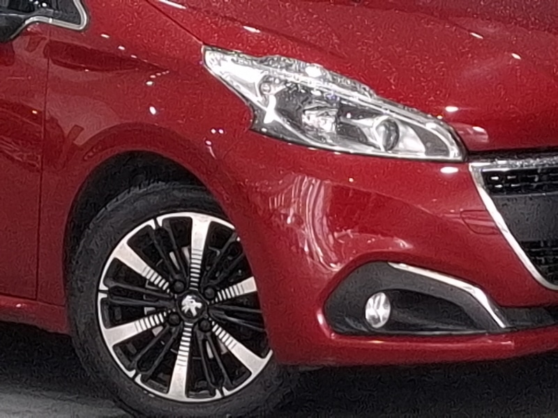 Used Peugeot 208 2018 for sale - 78065809: Photo 9