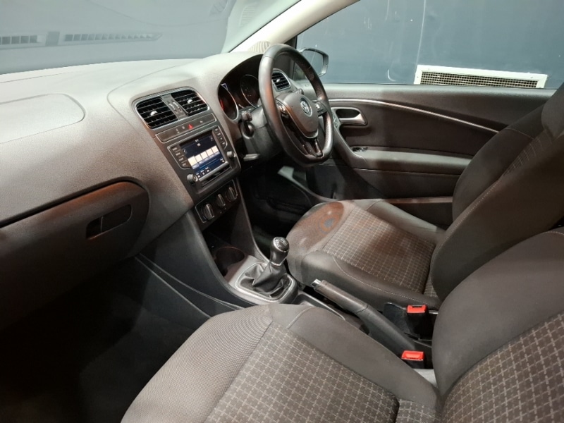 Used Volkswagen Polo 2017 for sale - 77652316: Photo 5