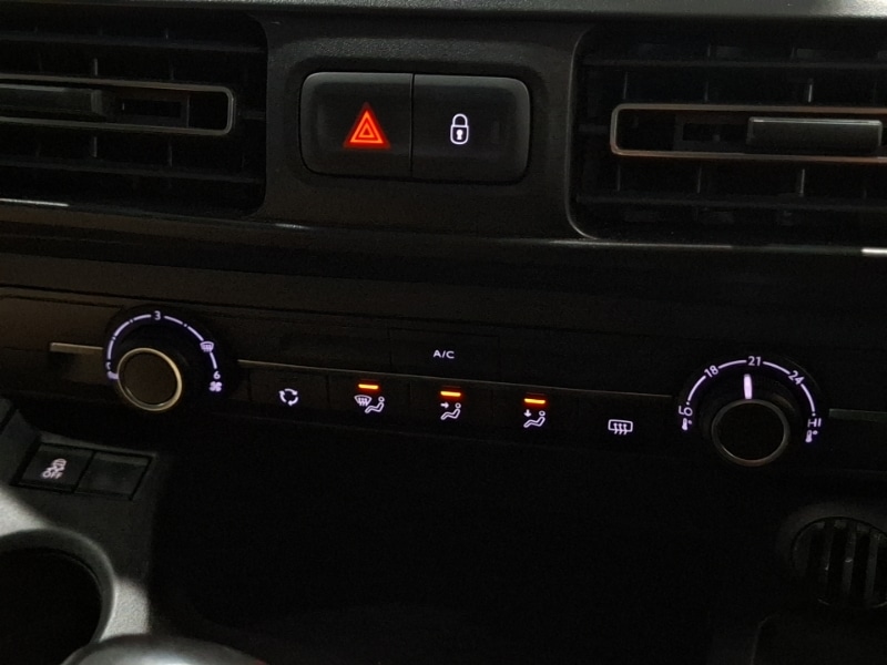 Used Vauxhall Combo Life 2019 for sale - 77149919: Photo 13