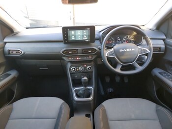 Used Dacia Sandero Stepway 2024 for sale - 78225218: Photo