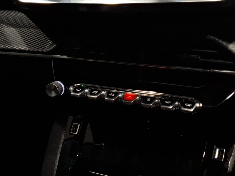 Used Peugeot 208 2020 for sale - 76885286: Photo 14