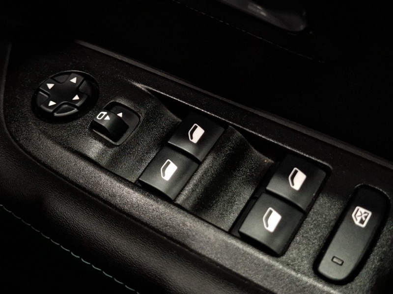 Used Peugeot 208 2020 for sale - 76885286: Photo 19