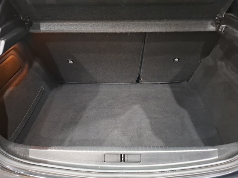 Used Peugeot 208 2020 for sale - 76885286: Photo 8