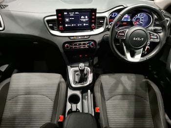 Used Kia Ceed 2023 for sale - 79144321: Photo