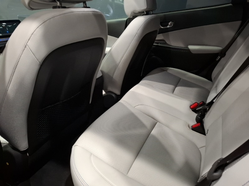 Used Hyundai KONA 2021 for sale - 76683436: Photo 6