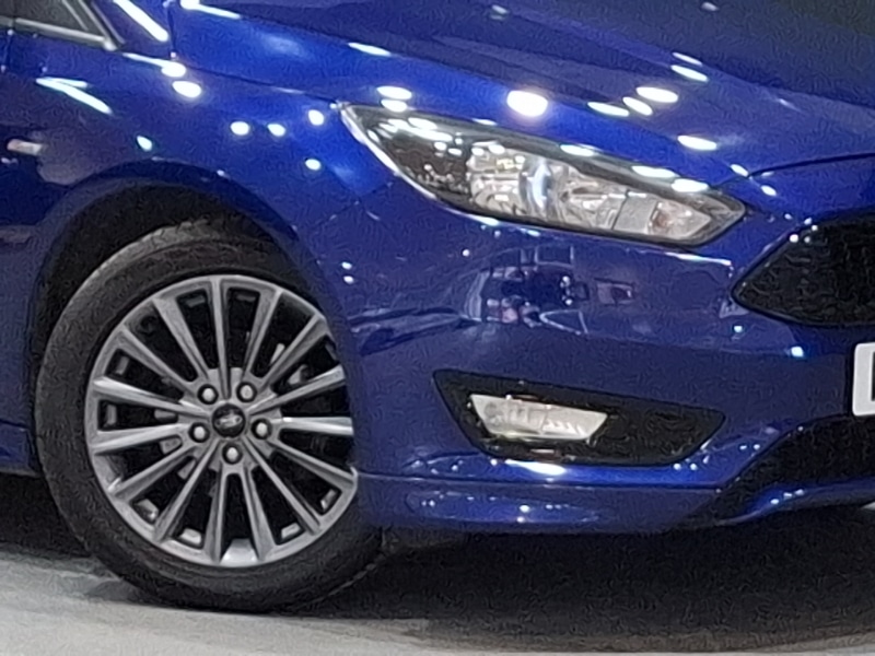 Used Ford Focus 2017 for sale - 77573431: Photo 9