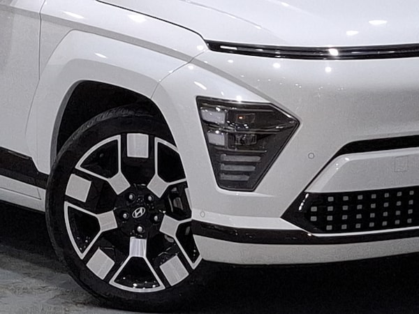 Used Hyundai KONA 2023 for sale - 76268953: Photo 9