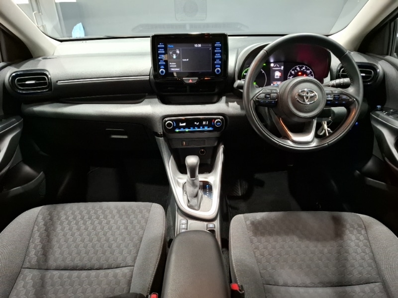 Used Toyota Yaris 2023 for sale - 77114892: Photo 2